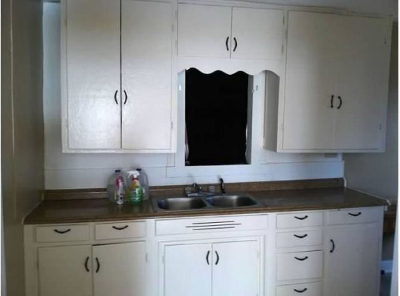 9619 Se 4th St - Photo 2 of 7