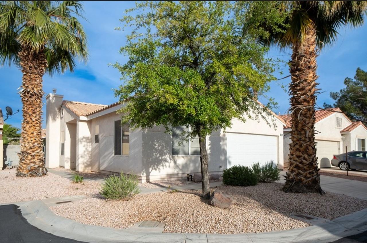 984 Country Skies Ave - Photo 2 of 27