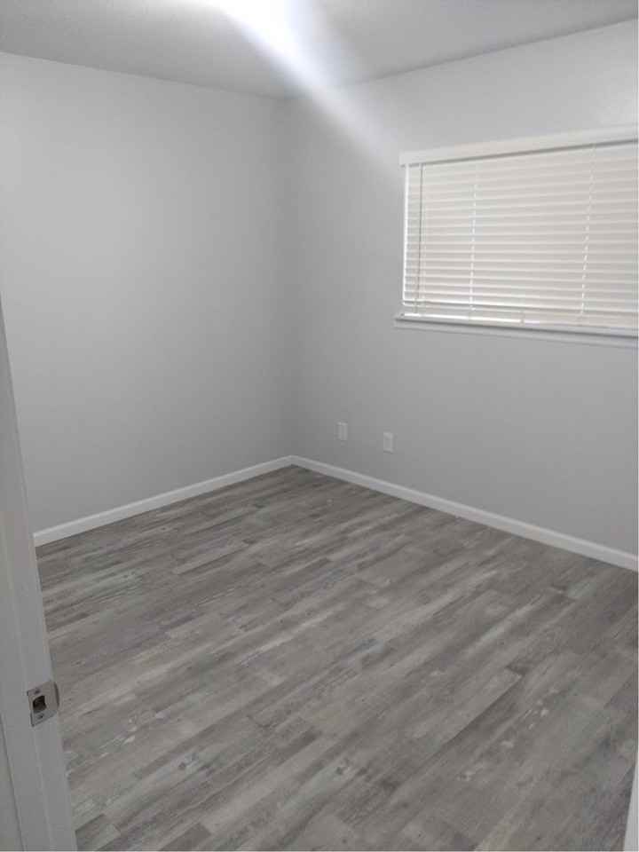 1010 Kearney St #5 - Photo 3 of 7