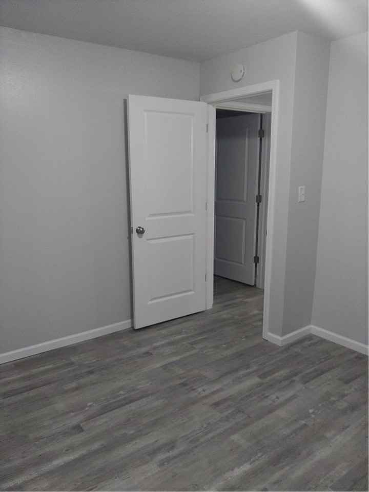 1010 Kearney St #5 - Photo 4 of 7
