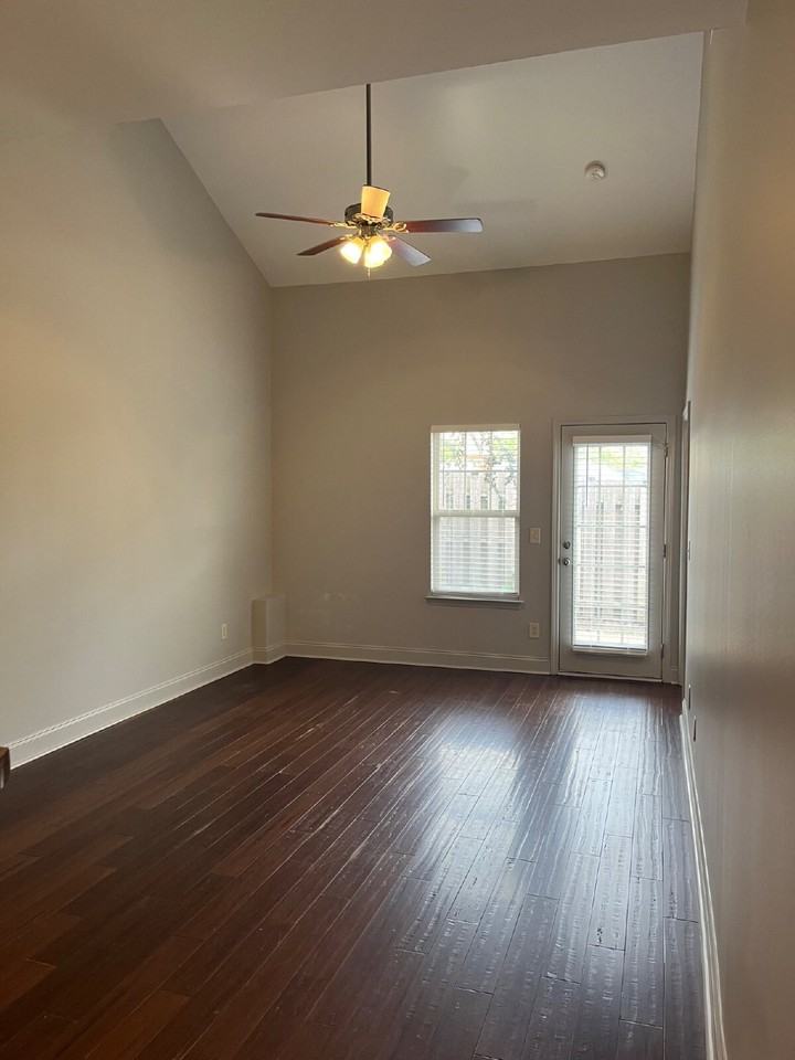 2716 Nashboro Blvd - Photo 3 of 31