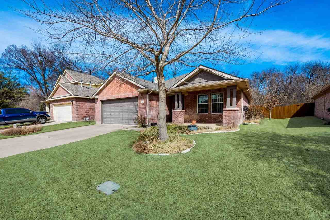 4005 Ringdove Way - Photo 2 of 30