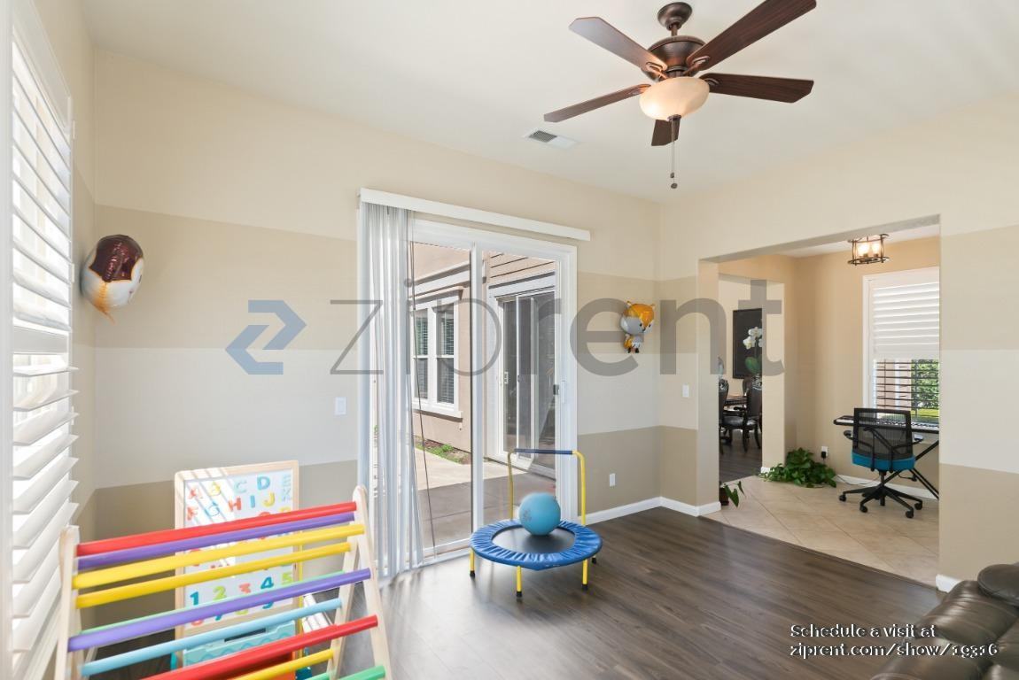 357 Ashlee Ct - Photo 7 of 36