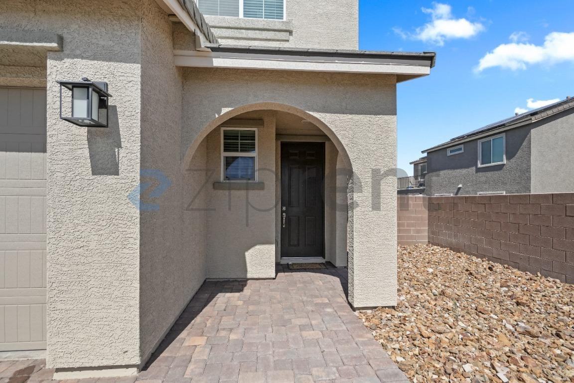 7137 Red Gulch St - Photo 4 of 30