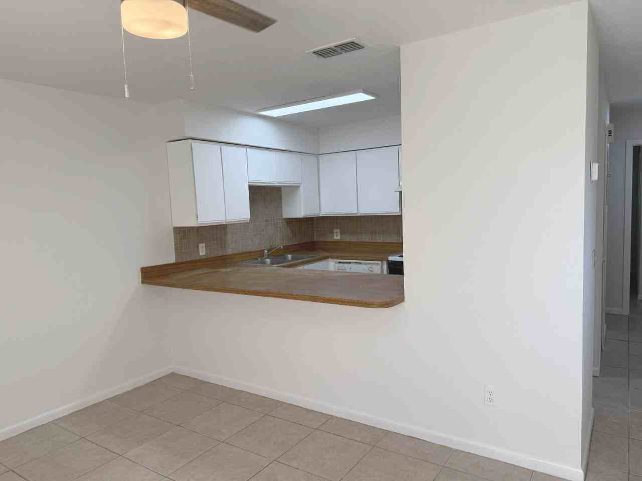 3825 Osprey Cir #D - Photo 5 of 12