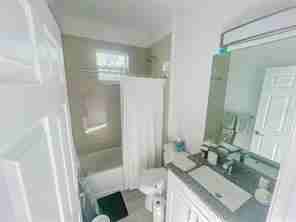 2805 Wells Ave - Photo 6 of 9