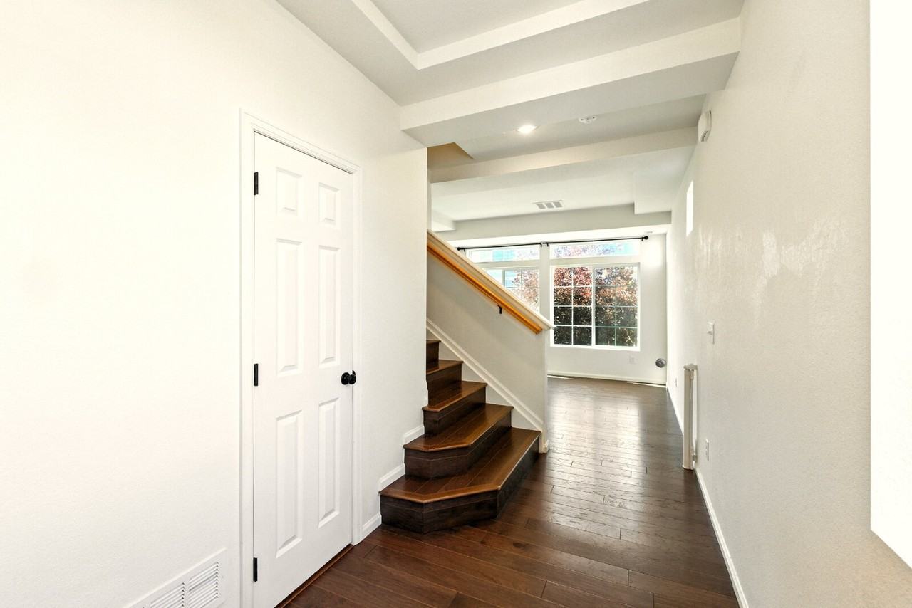 26217 E Byers Pl - Photo 5 of 22