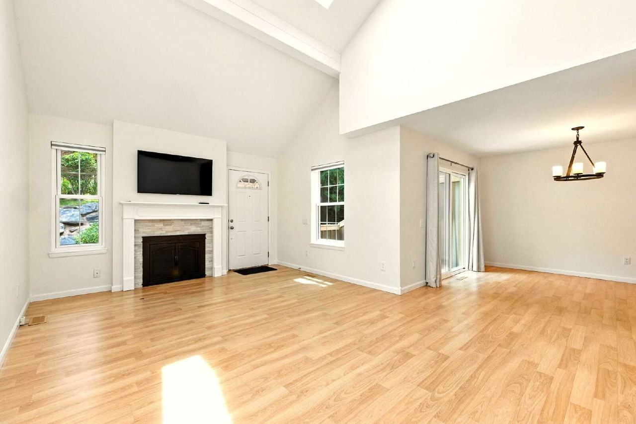 7705 S Curtice Way - Photo 5 of 28