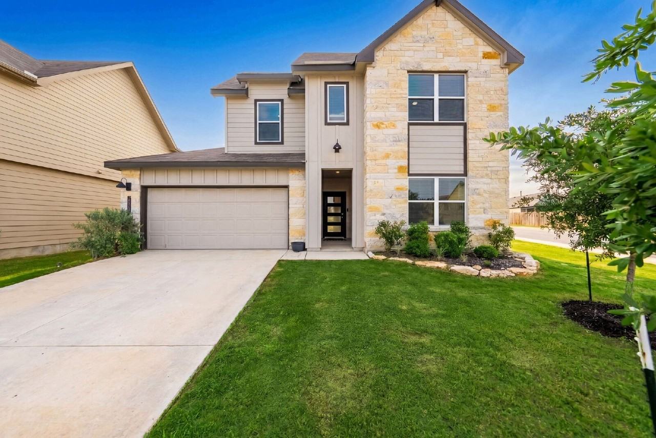 20895 Rindle Ln - Photo 2 of 38