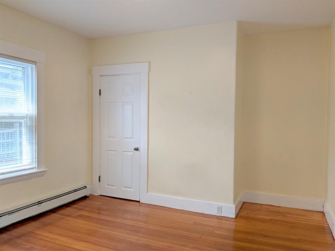 397 Washington St #2 - Photo 3 of 19