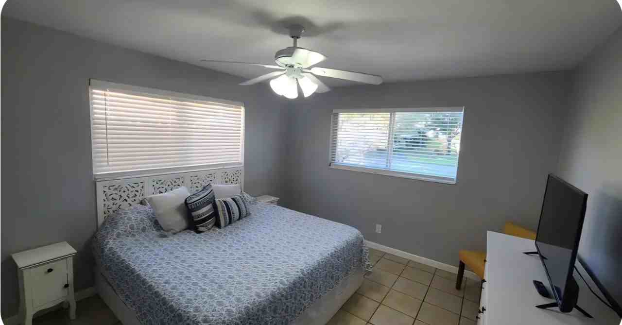 2220 N 35th Ave #NA - Photo 6 of 20