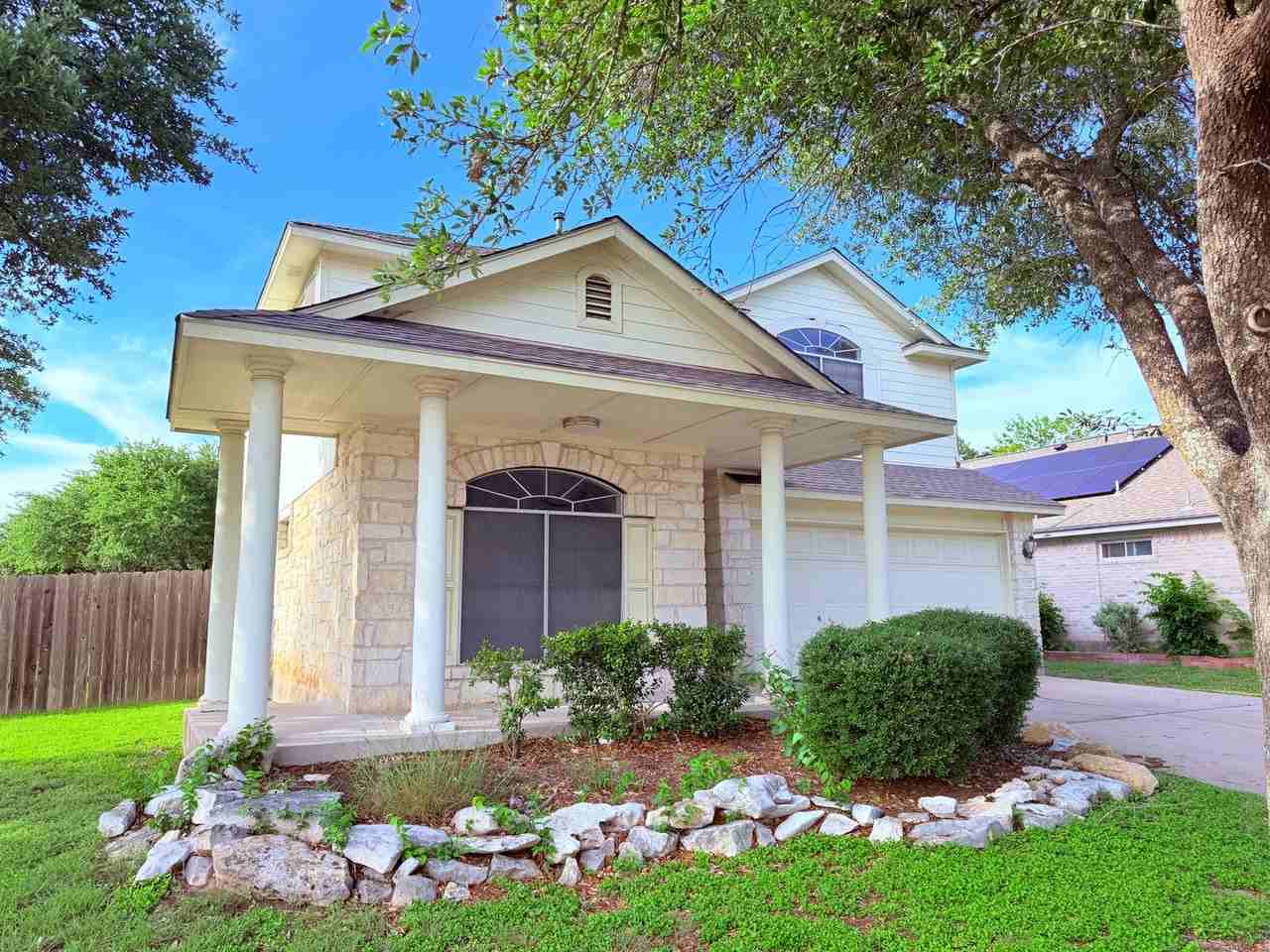 1522 Van Horn Dr - Photo 2 of 37