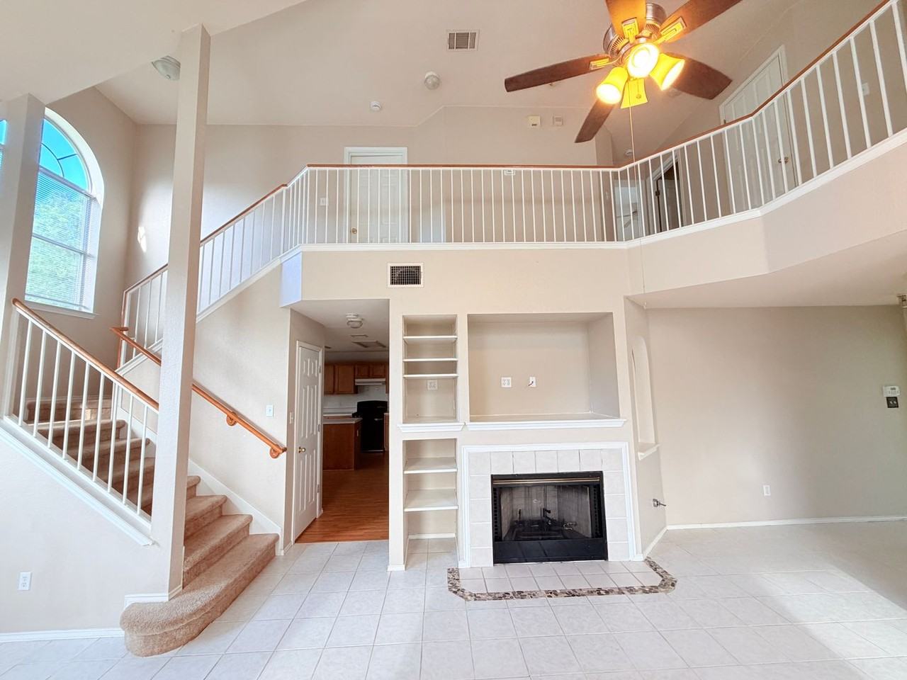 1522 Van Horn Dr - Photo 7 of 37