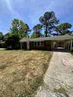 featured image of 848 Lake Terrace Dr #NA