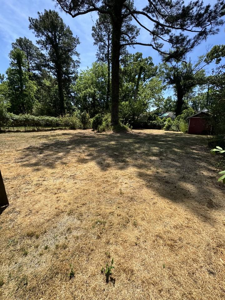 848 Lake Terrace Dr #NA - Photo 2 of 17