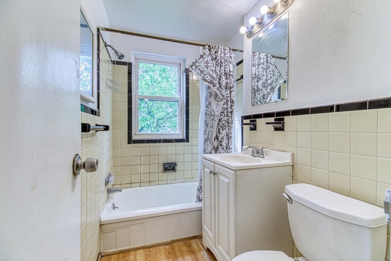 17710 Chester St #NA - Photo 5 of 15