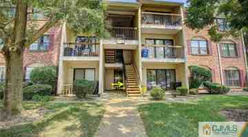 featured image of 433 Danbury Ln #433