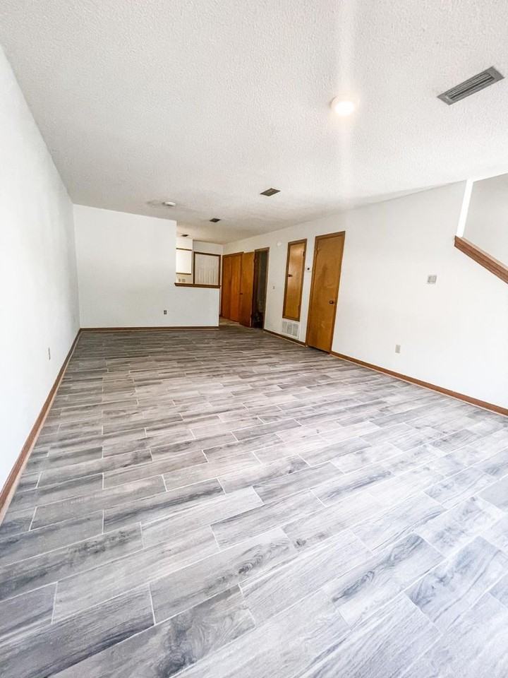 888 Culp Ave #3 - Photo 3 of 13