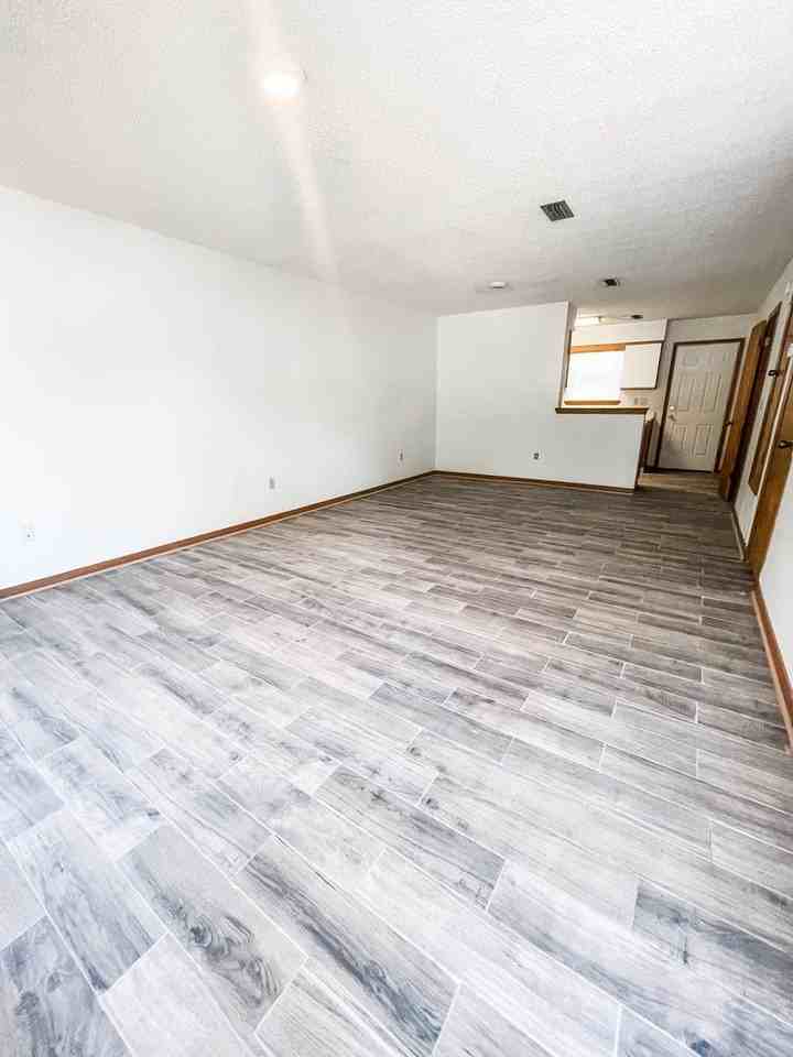 888 Culp Ave #3 - Photo 4 of 13