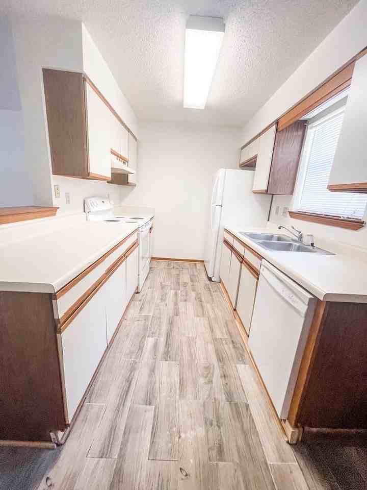 888 Culp Ave #3 - Photo 7 of 13
