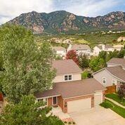 4265 Danceglen Dr - Photo 4 of 26