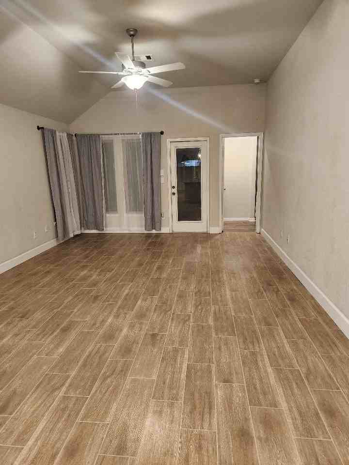 5022 Brewcastle Ln #NA - Photo 7 of 17