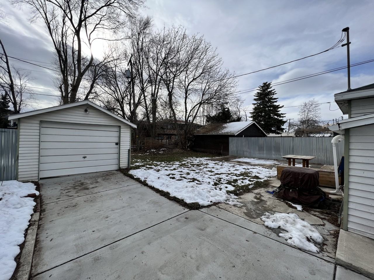 156 E Whitlock Ave #NA - Photo 4 of 15