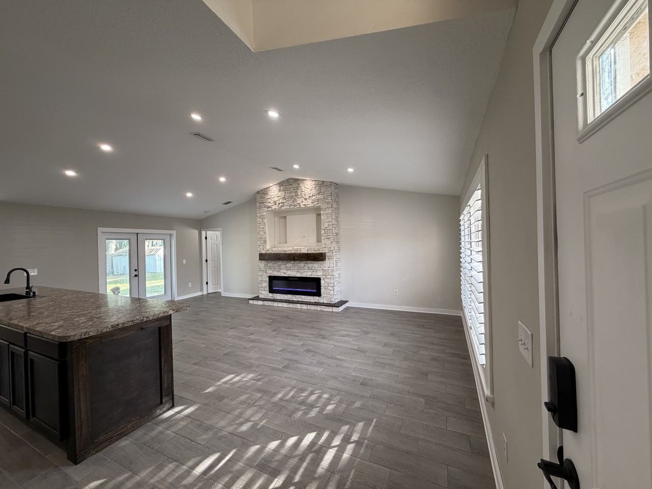 31 N Pizarro Pt #NA - Photo 2 of 44
