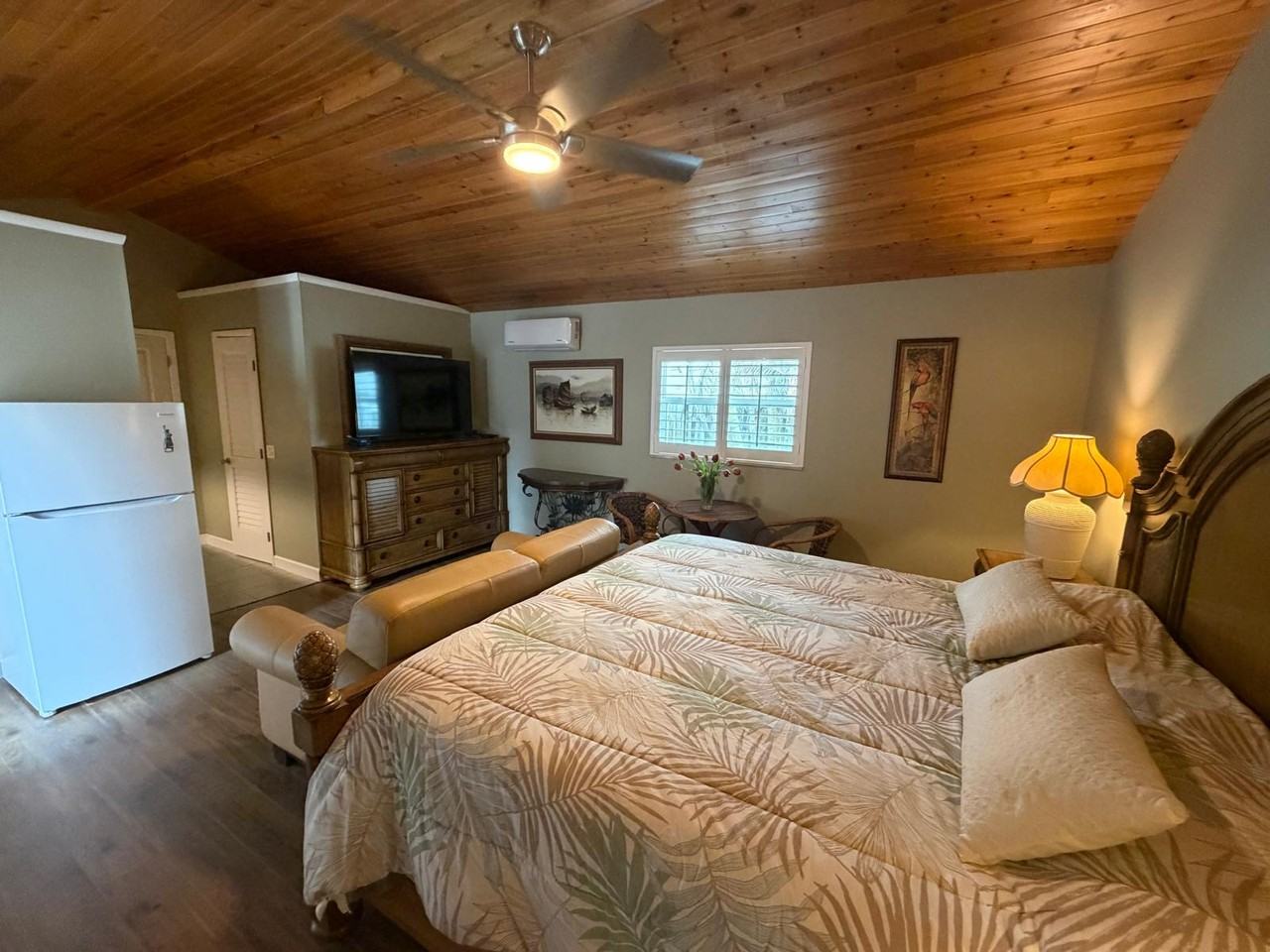 190 Sand Pine Rd #B - Photo 5 of 20