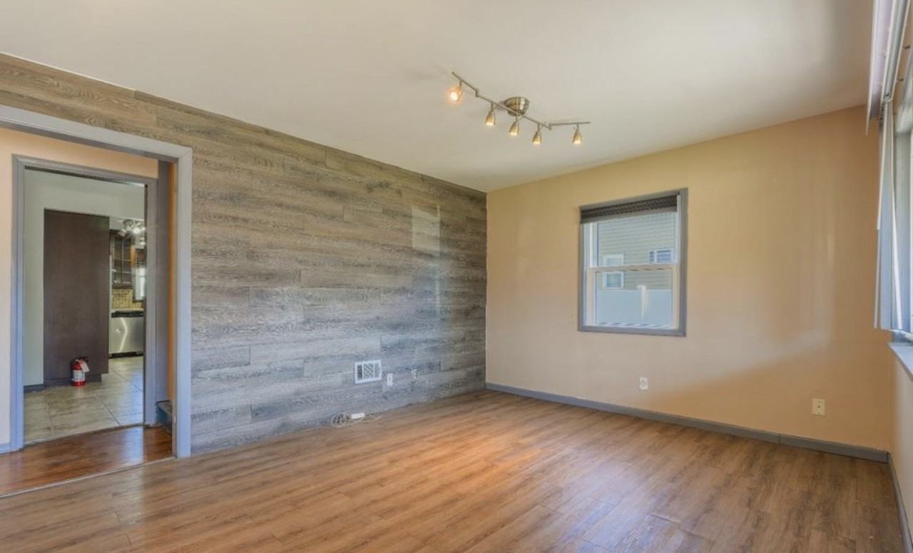 25 Ovington Ave #NA - Photo 6 of 18