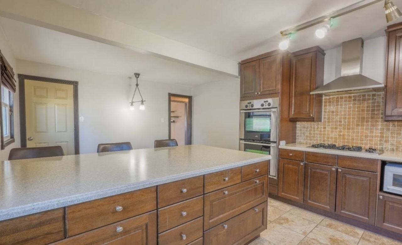 25 Ovington Ave #NA - Photo 7 of 18