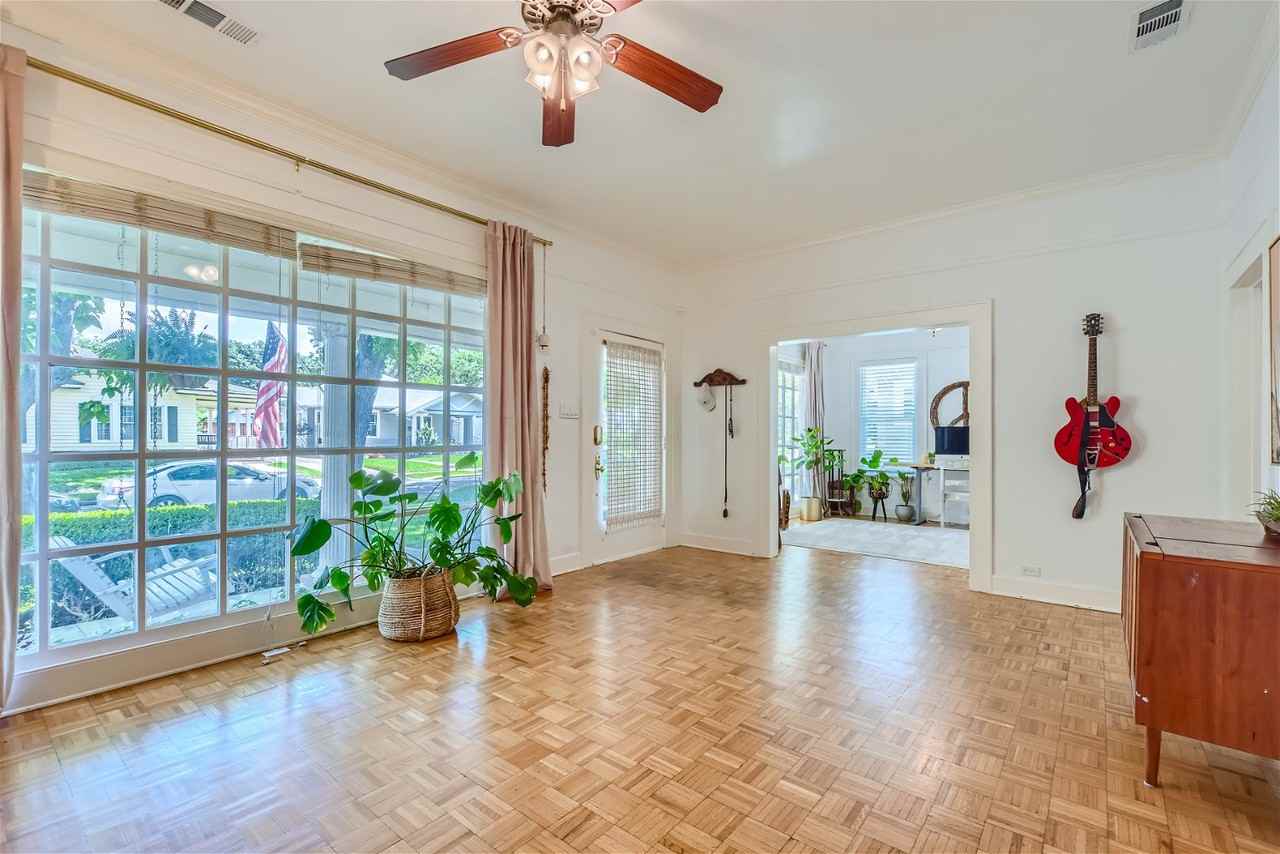723 Dumont St #NA - Photo 5 of 26