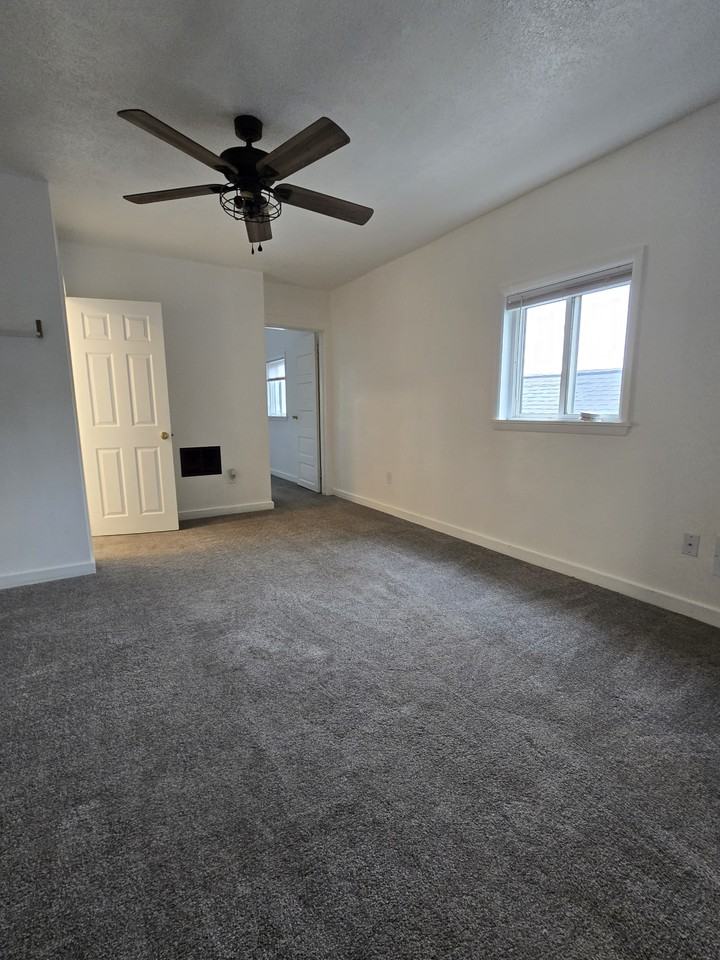 523 Grant Ave #FL2 - Photo 3 of 16