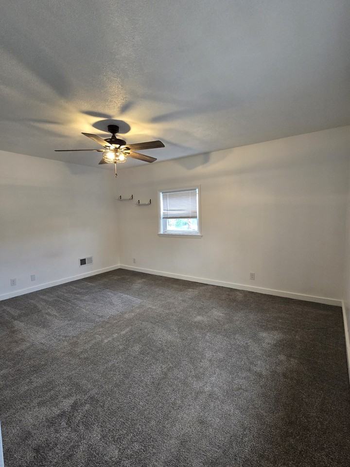 523 Grant Ave #FL2 - Photo 6 of 16