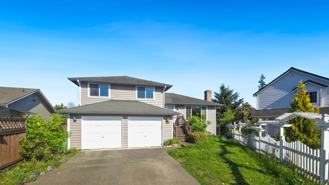 3508 208th Pl Sw - Photo 1 of 1