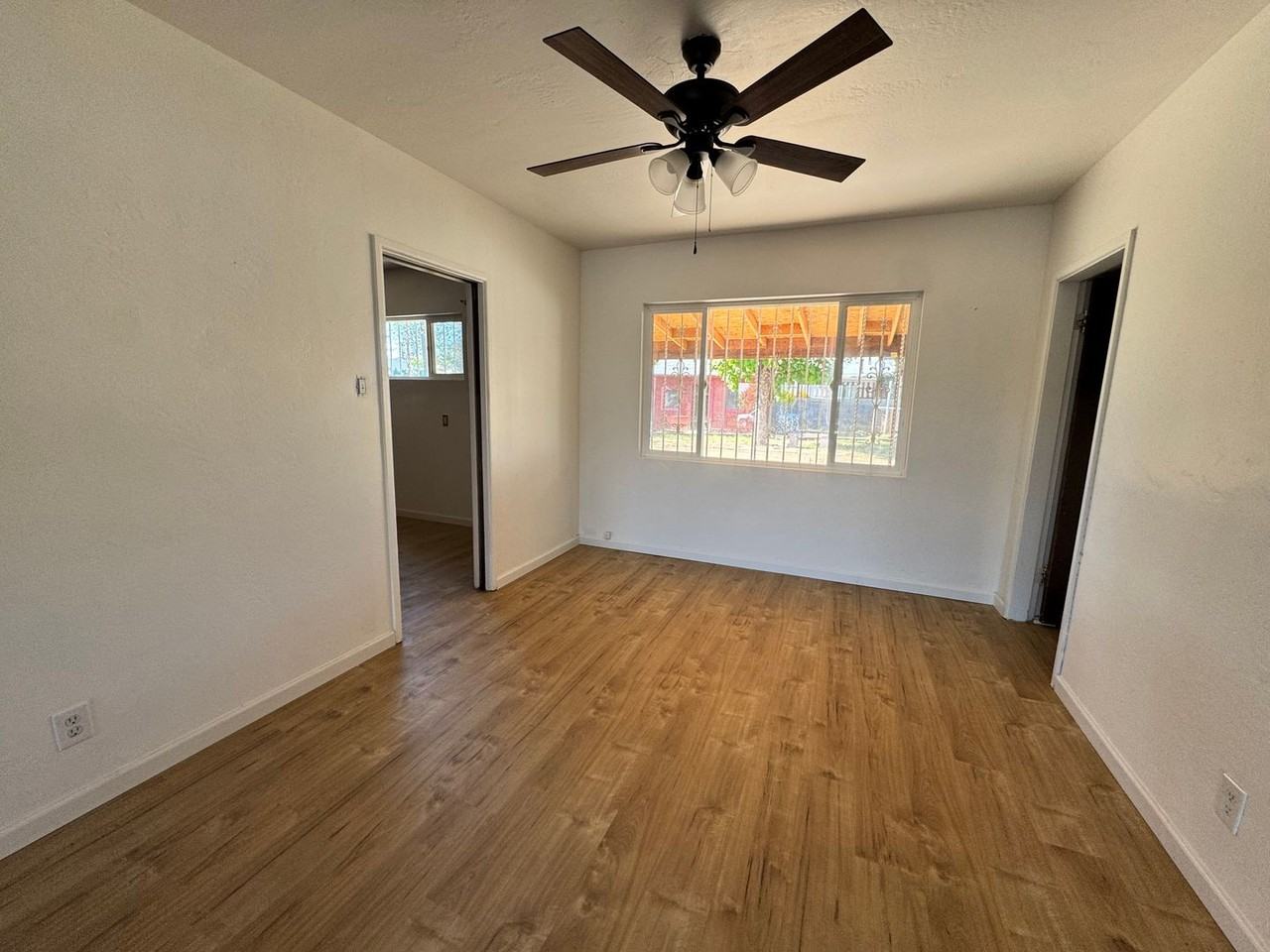 9019 Los Arboles Ave Ne - Photo 3 of 13