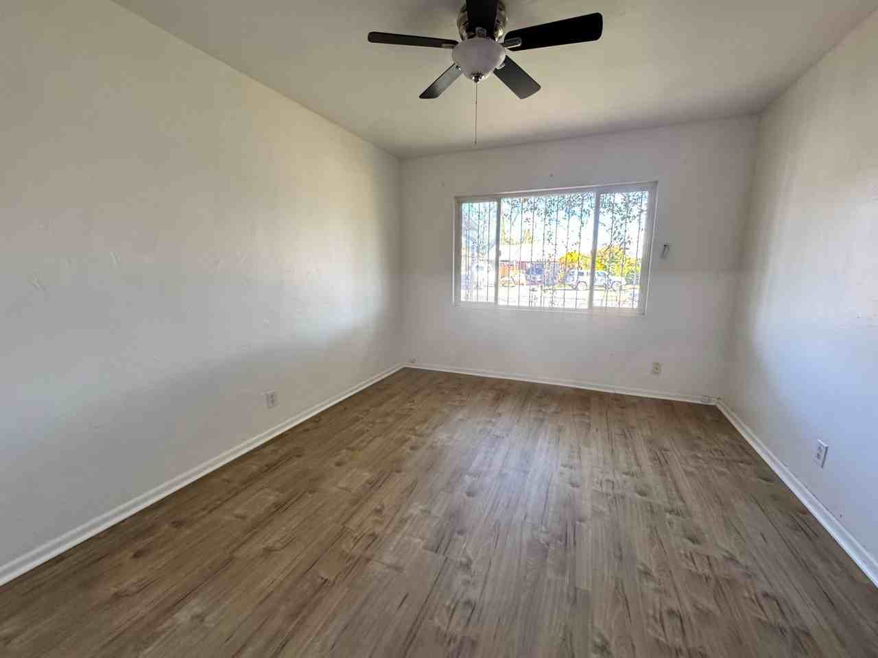 9019 Los Arboles Ave Ne - Photo 5 of 13
