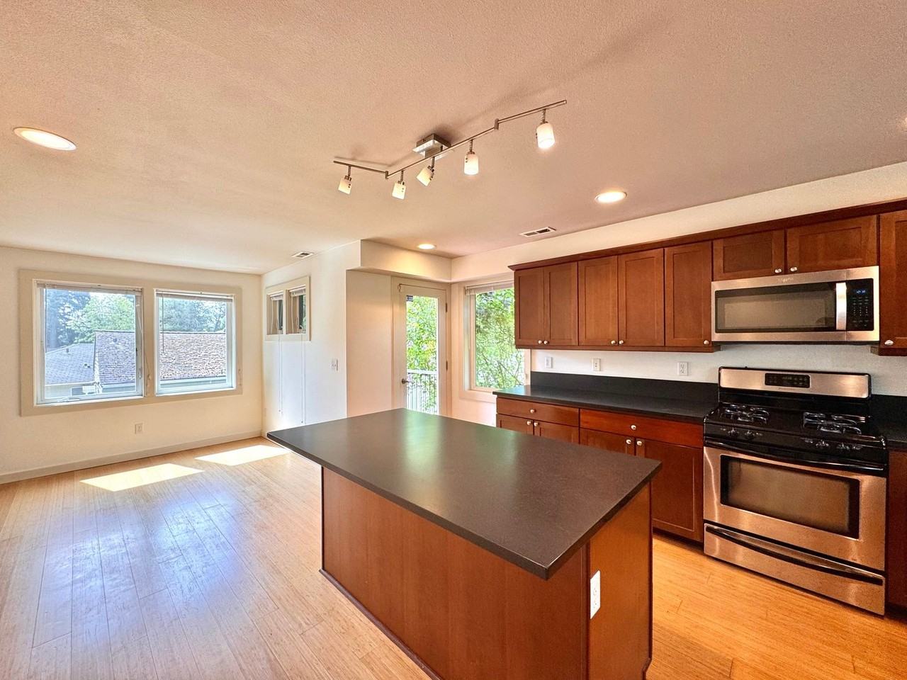 1409 N Northgate Way #A - Photo 3 of 15
