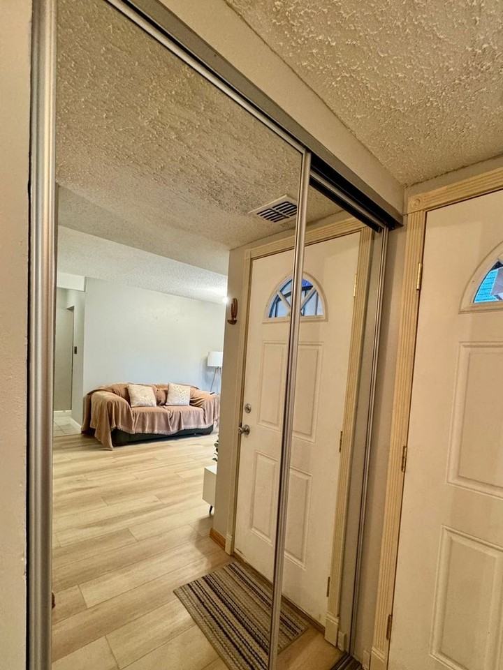 7995 E Mississippi Ave - Photo 7 of 25