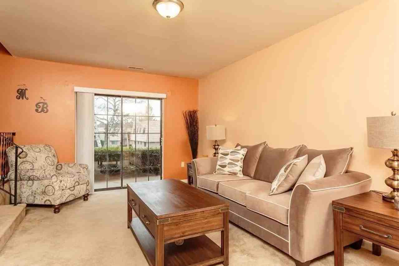 The Meadowbrook Apartments - Photo 5 of 6
