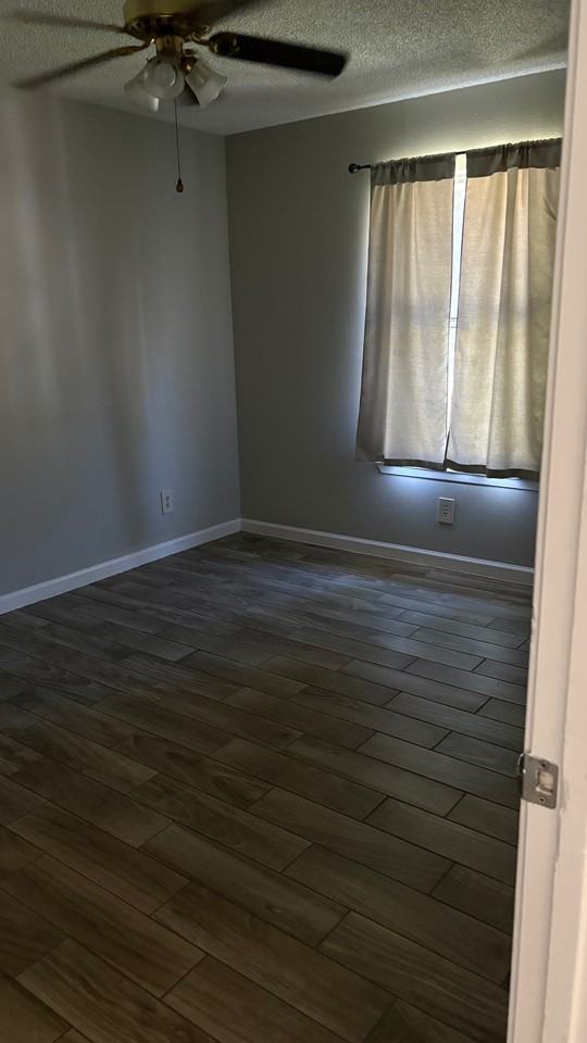 1309 Monte Vista Dr #NA - Photo 4 of 11