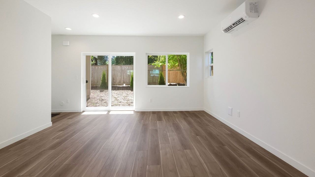 3541 Ne 145th St - Photo 6 of 26