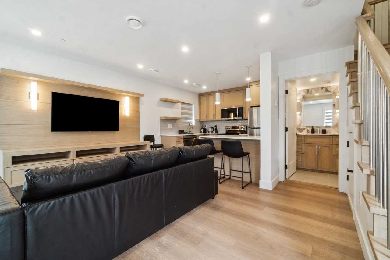1260 East 63rd Avenue - Photo 2 of 23
