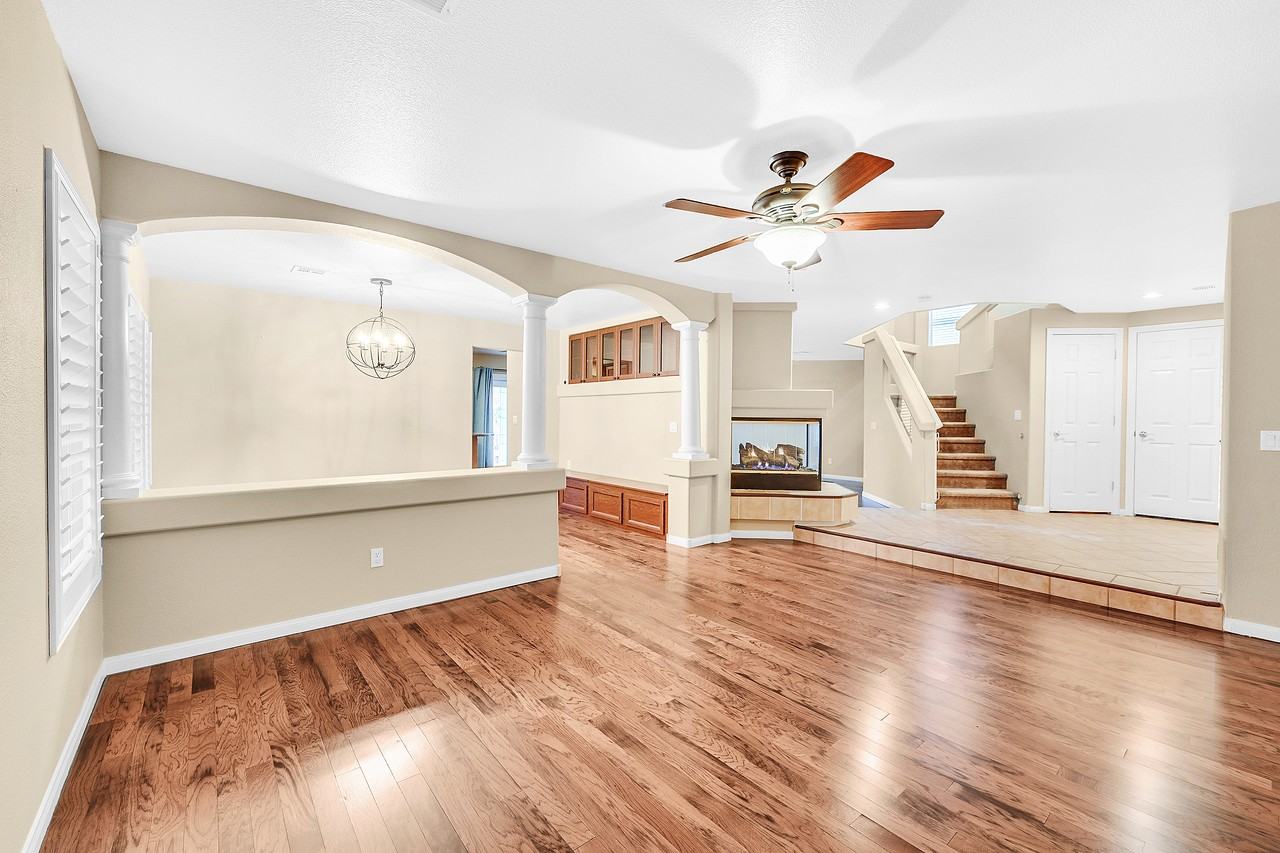 10966 Ladyburn Ct #NA - Photo 2 of 21
