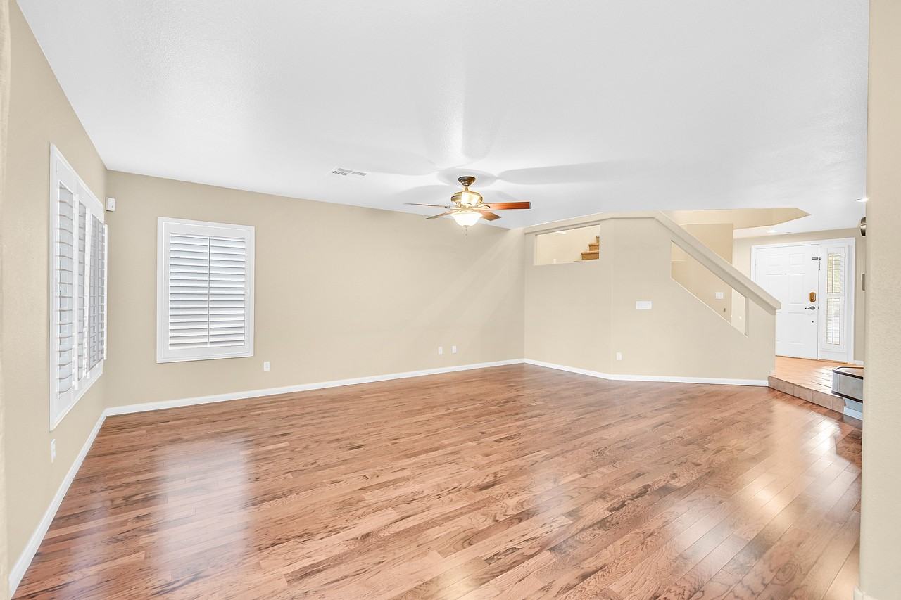 10966 Ladyburn Ct #NA - Photo 4 of 21