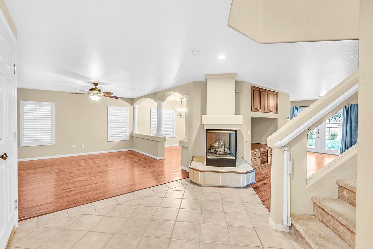 10966 Ladyburn Ct #NA - Photo 6 of 21