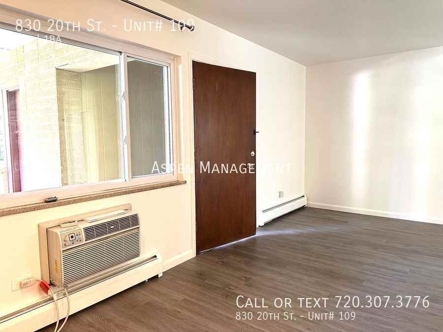 830 20th St #109 - Photo 5 of 13