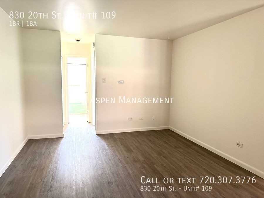 830 20th St #109 - Photo 7 of 13