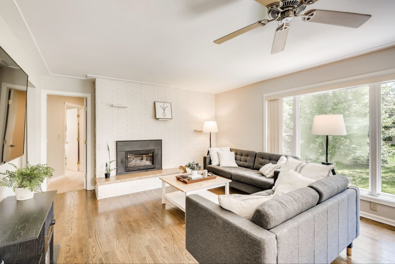 5013 West 60th Street - Photo 2 of 20