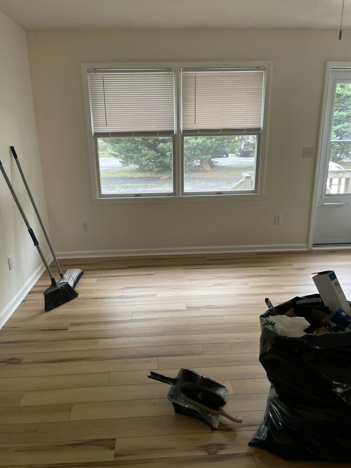 922 Beverly Drive, Unit B - Photo 2 of 13